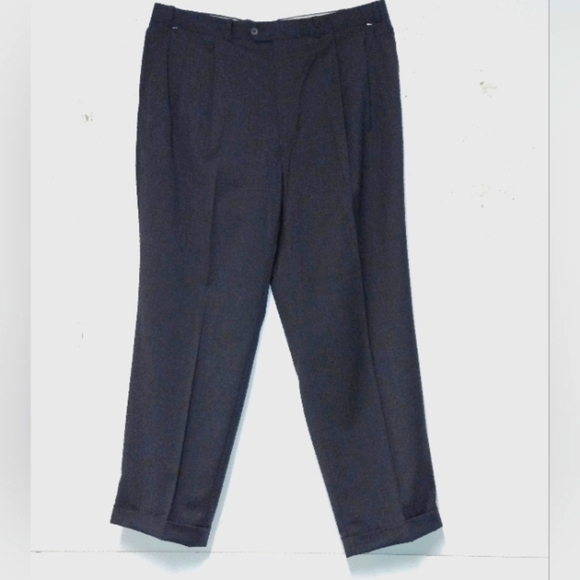 Men's black trousers pleated front cuffed legs Size:36 X 30